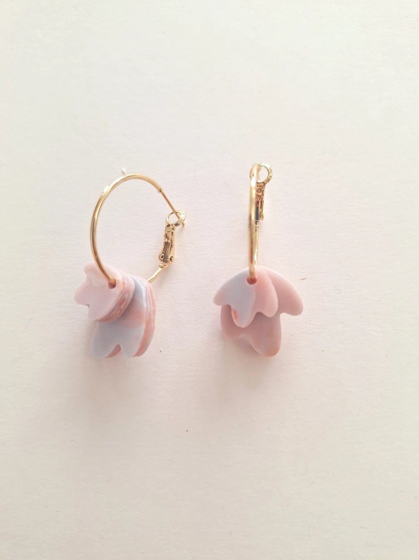 CURA Jewellery / Stacked petals hoop - Dusk