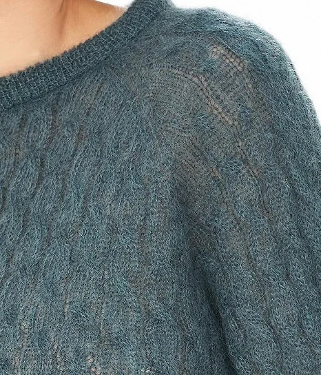 ERFOLG F / Pull Fluffy