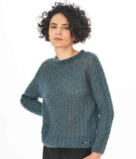 ERFOLG F / Pull Fluffy