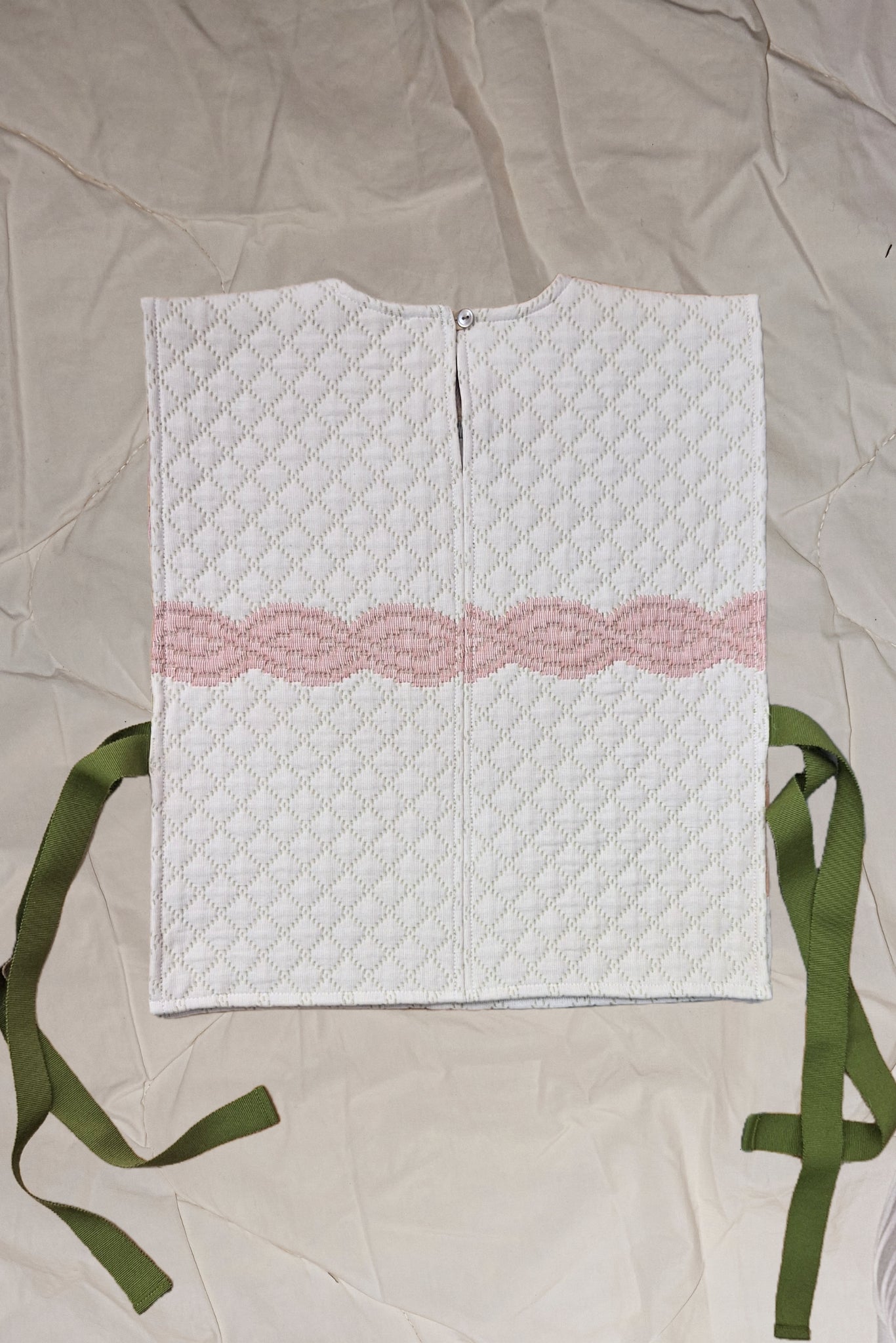 RE/Cover / Gilet à nœuds - Pastel à motifs N° 1