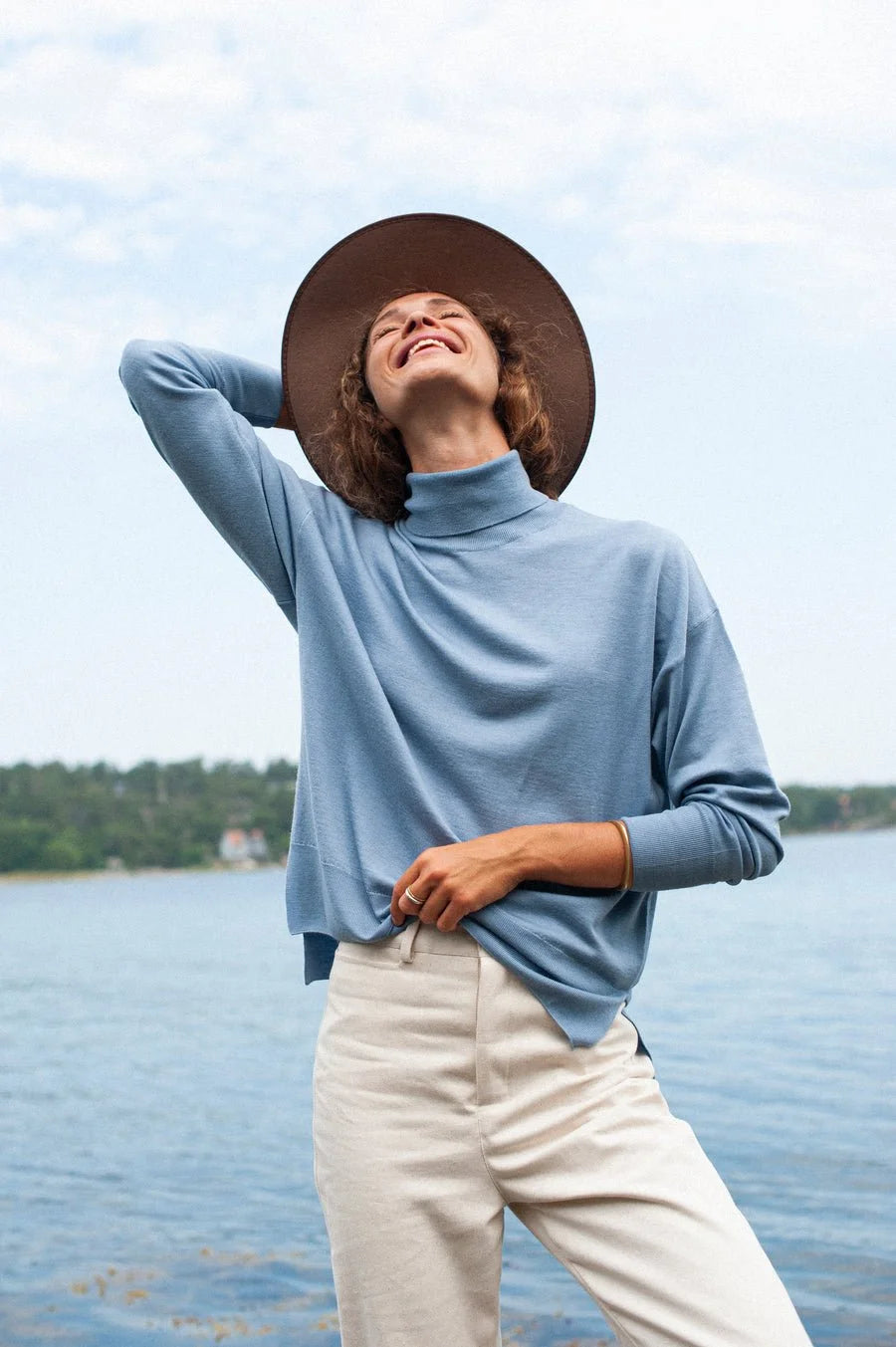 Jungle Folk / Pull Petra, bleu clair