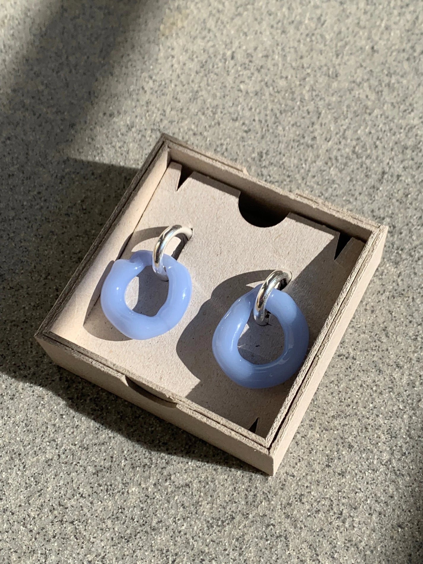 NEUS / BO verre simple chunky, bleues ciel mat