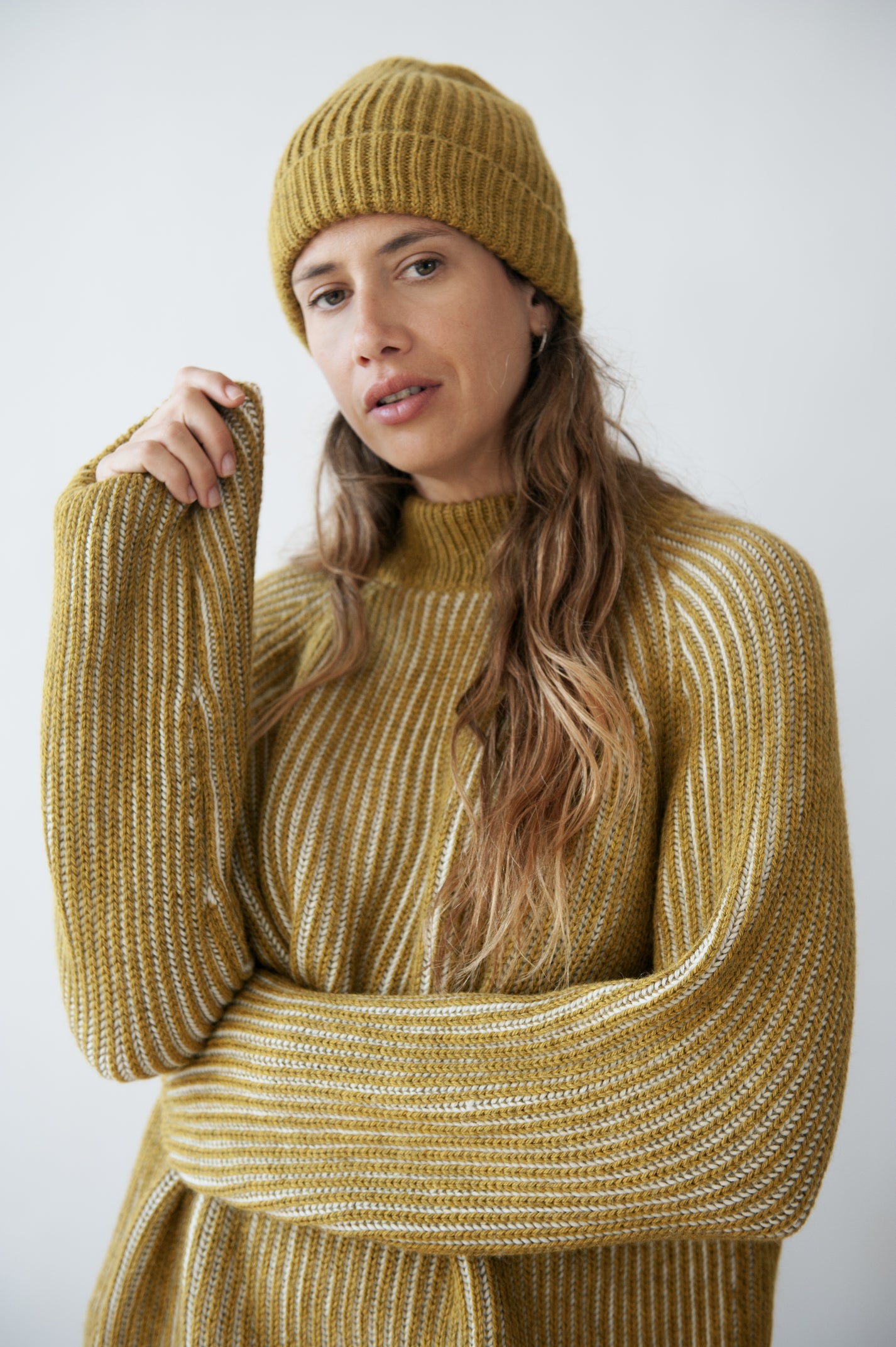 Jungle Folk / Pull Brooke réversible - beige et moutarde