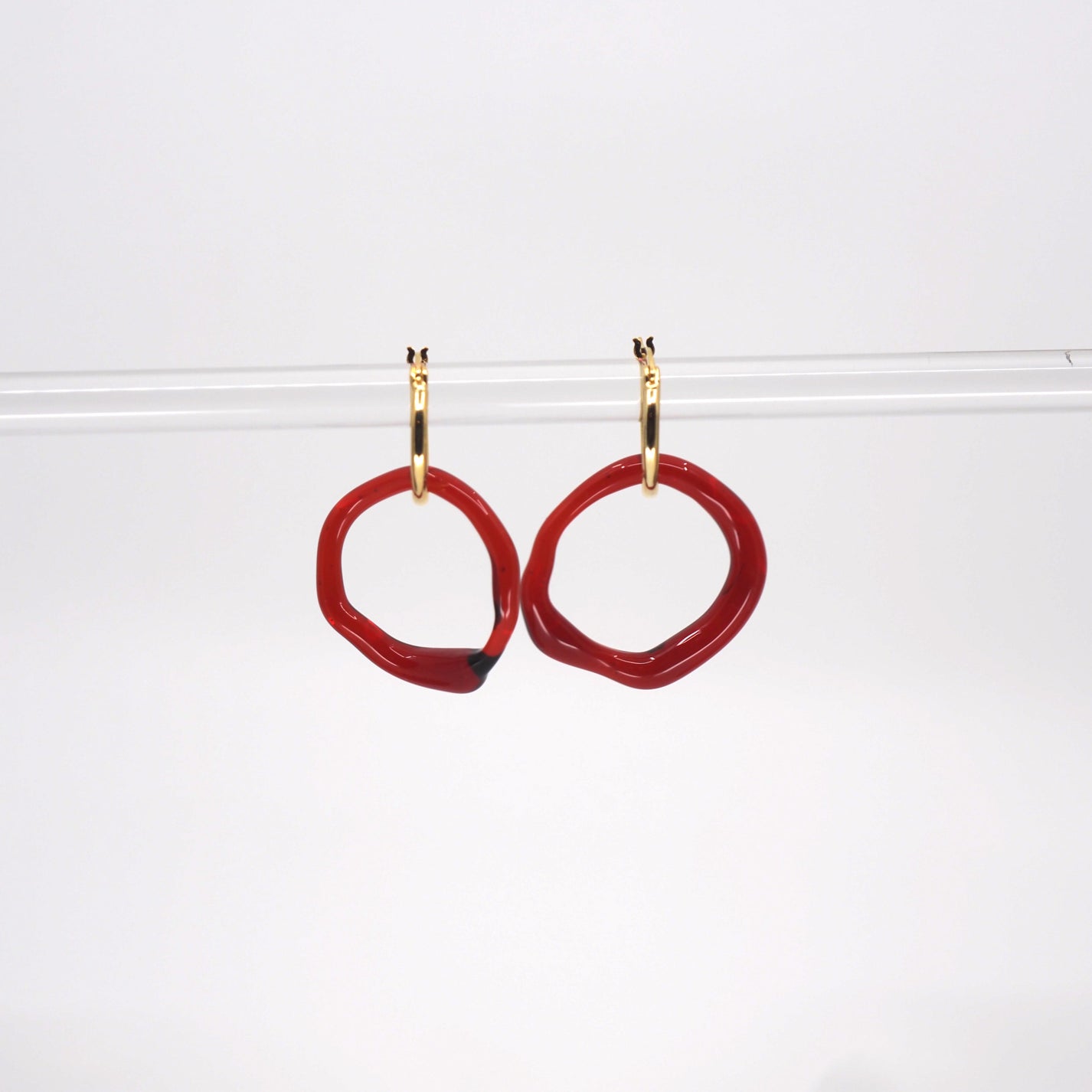 NEUS / BO verre simple,rouge