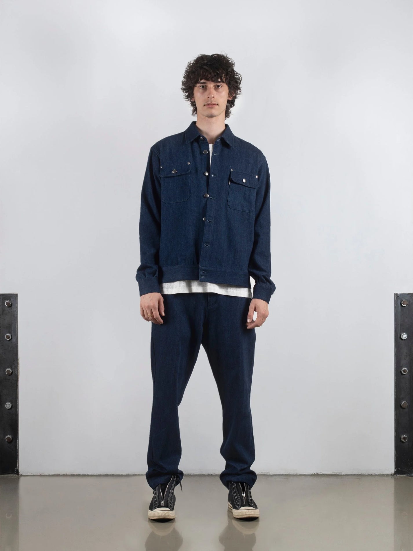 CREST / Washed Denim Trucker Jacket