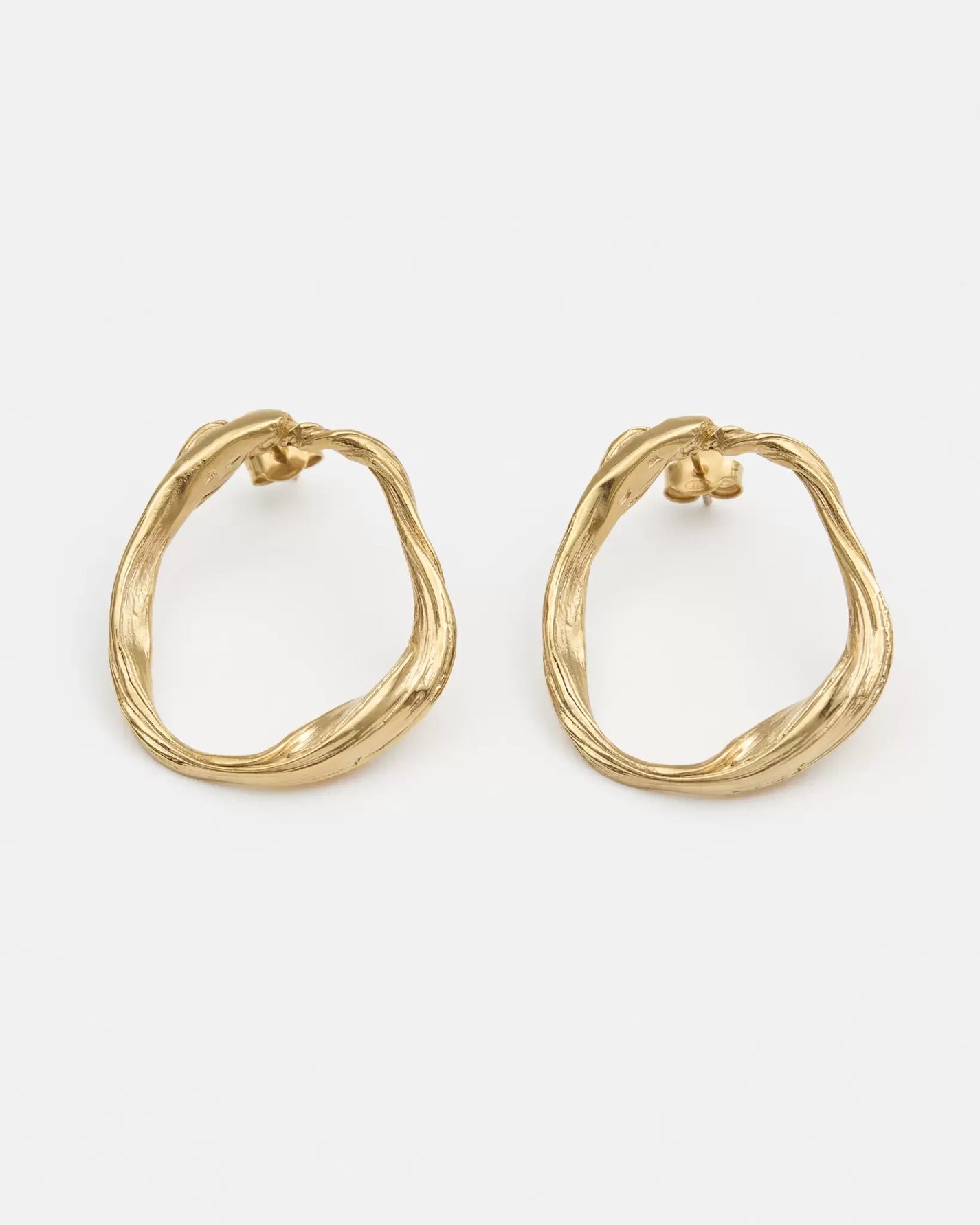Laura Micheli Jewelry / BO tordadées Curl, Argent plaqué or