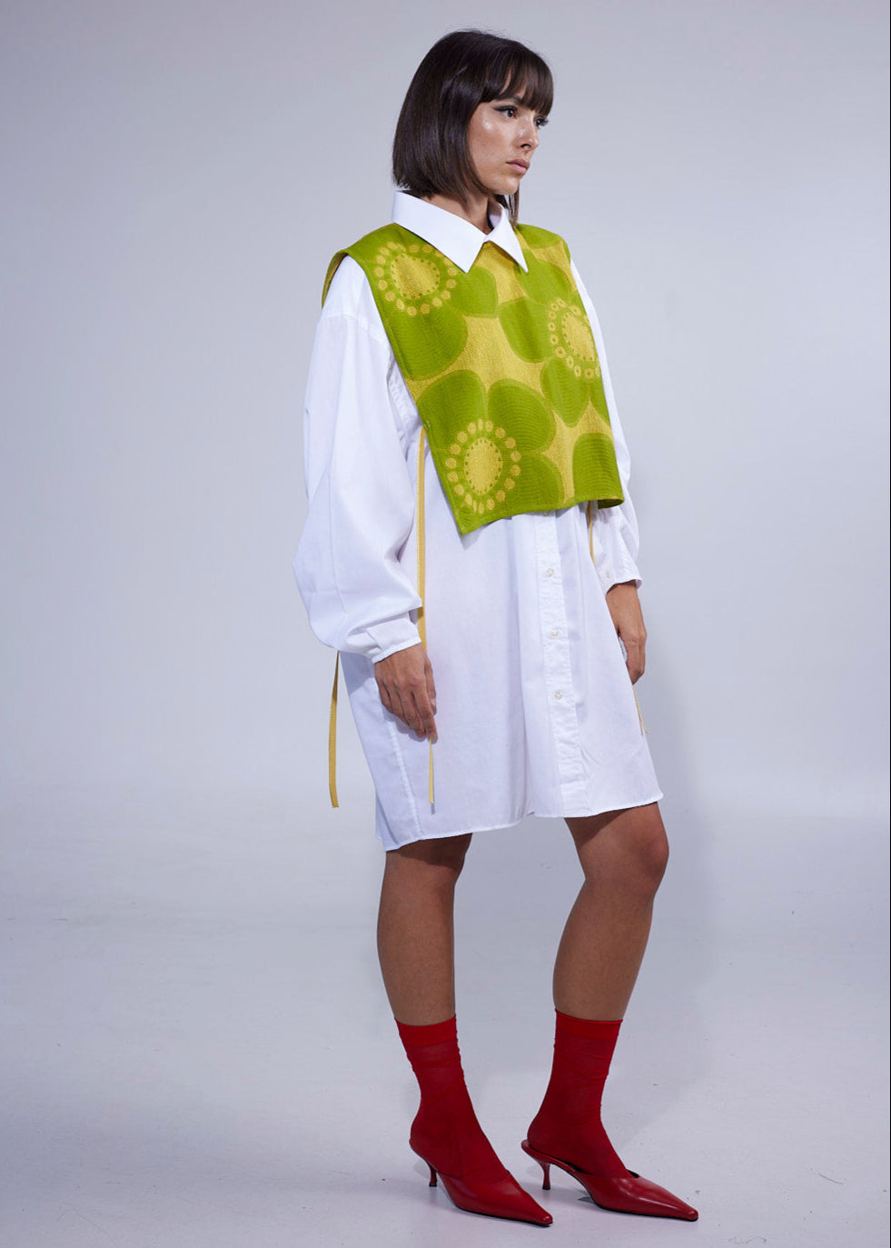 RE/Cover / Gilet à nœuds n°7- vert à motifs fleuris