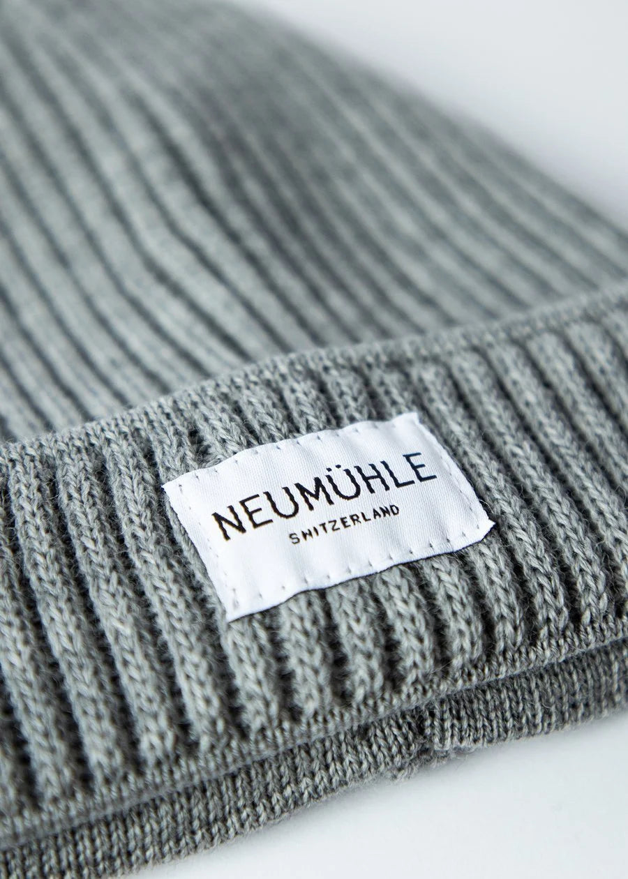 Neumühle / Bonnet "ELBE" VON OLAF - gris clair