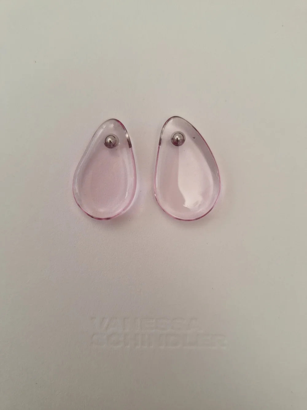 Vanessa Schindler / BO DROP, D_10 Rose clair