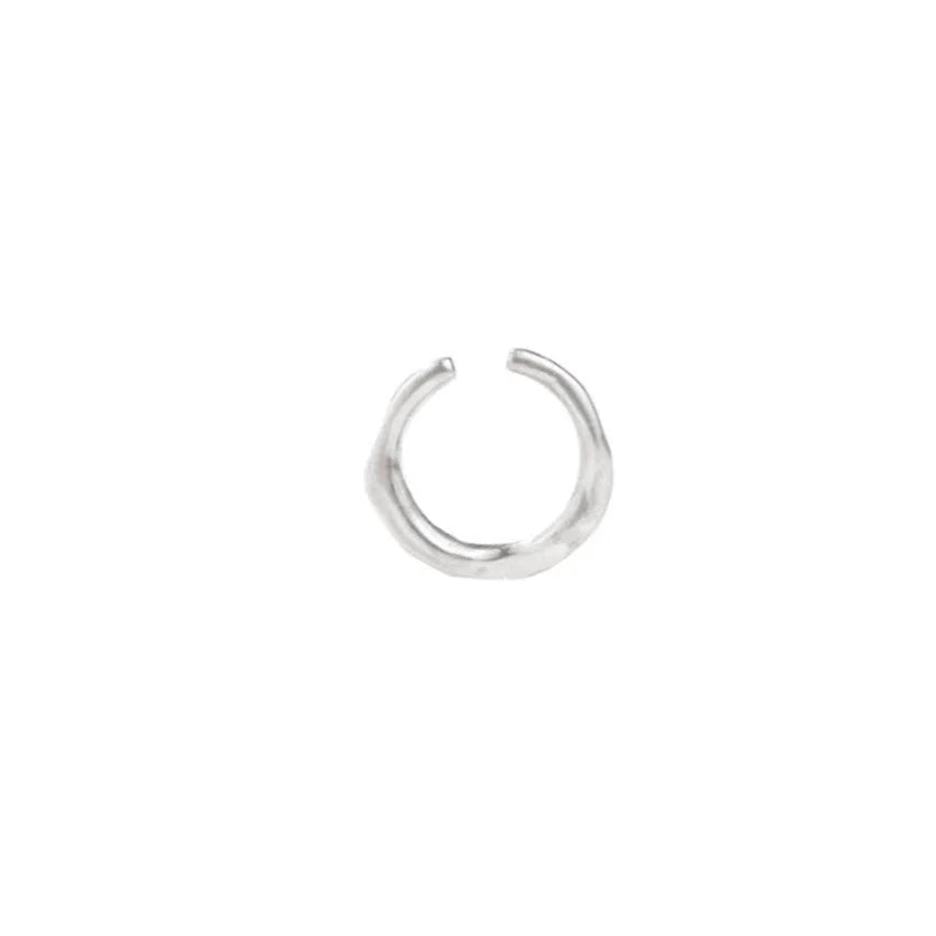 hana kim / Small Earcuff - argent