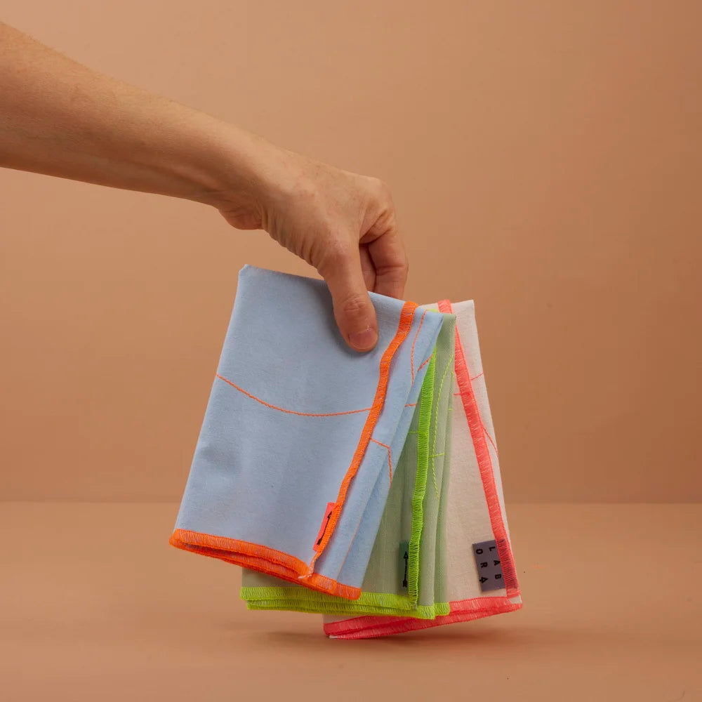 LABO / 2 Serviettes de Table, Blanc-rose ou jaune fluo