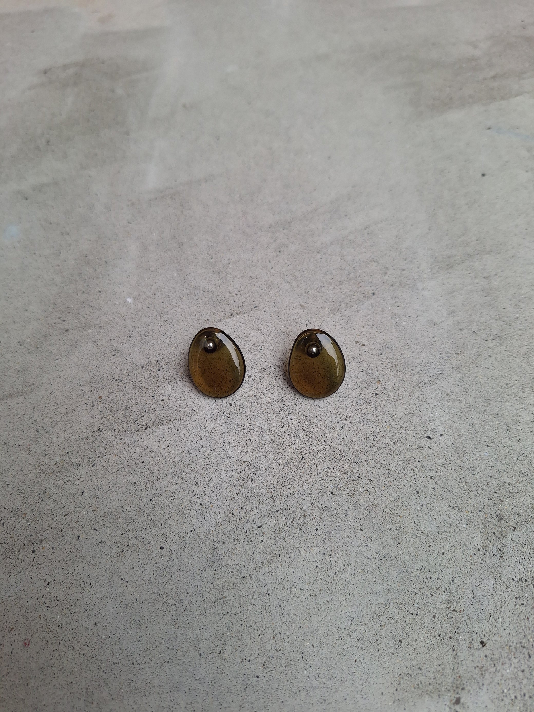 Vanessa Schindler /  BO DROP - 17, 18, 21, 22, 26, 29, 30