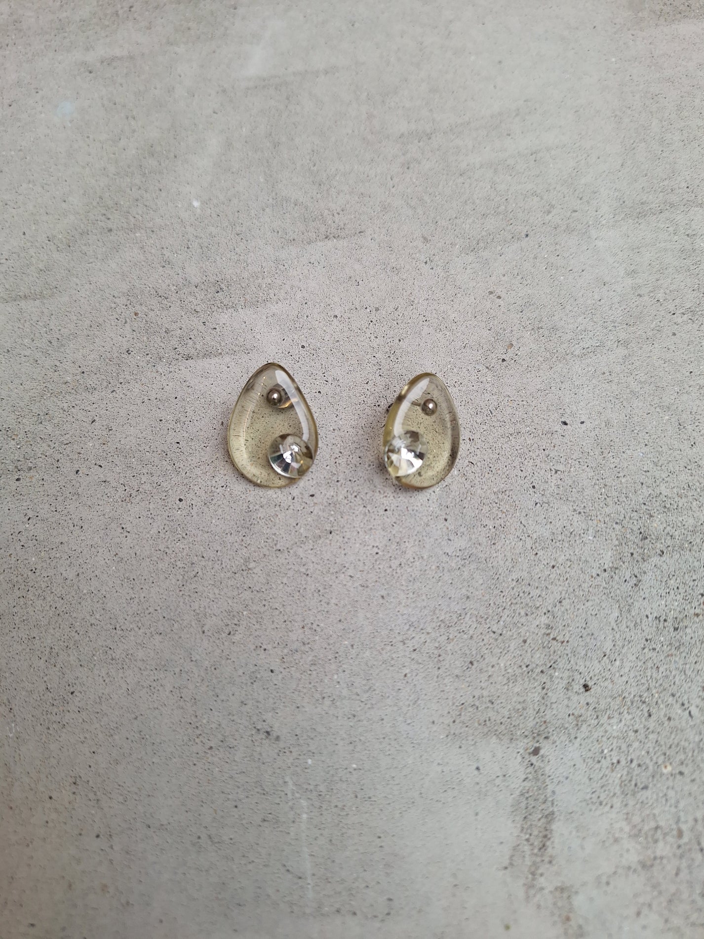 Vanessa Schindler /  BO DROP - Swarovski 23, 27, 25