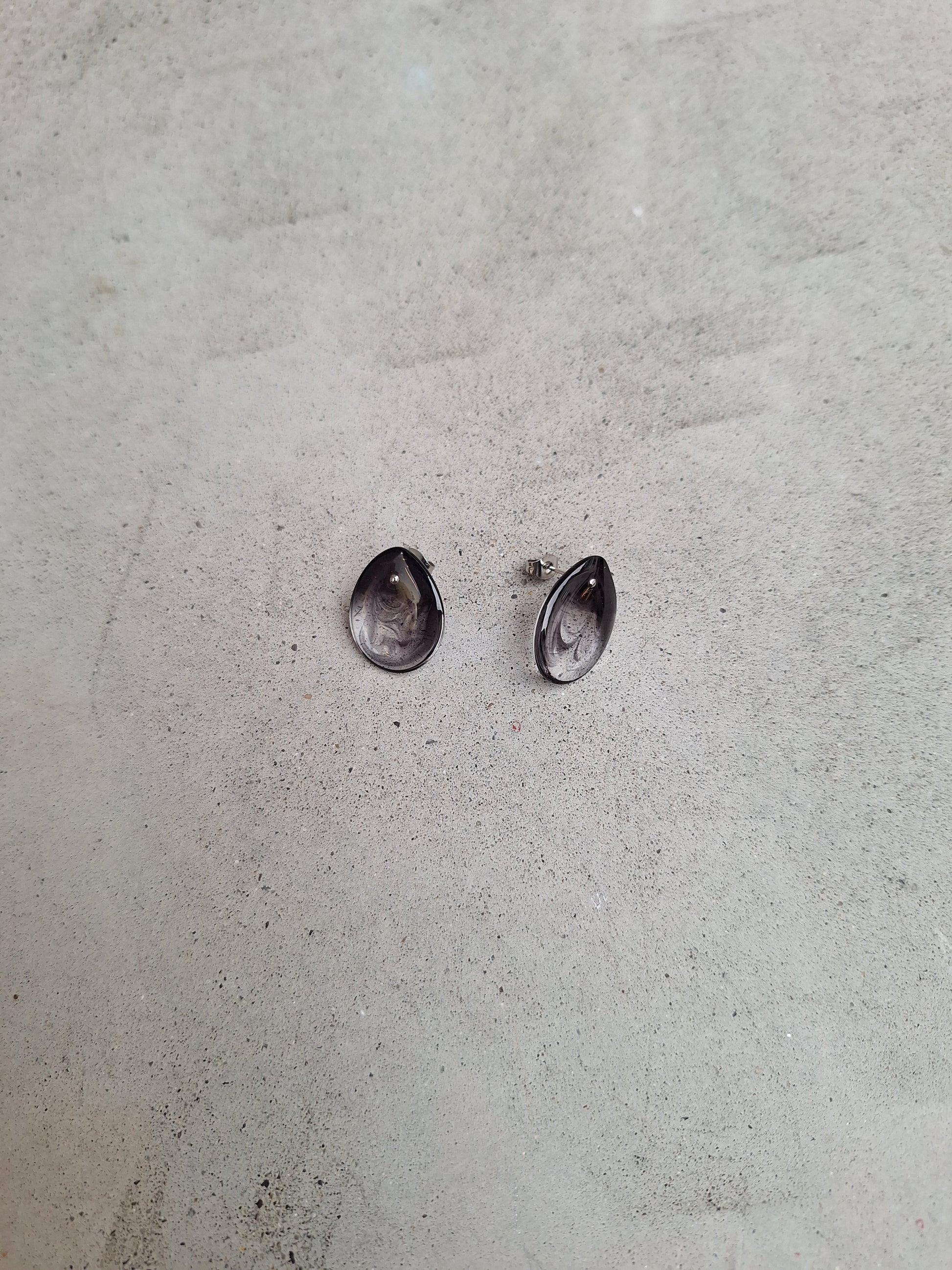 Vanessa Schindler /  BO DROP - 17, 18, 21, 22, 26, 29, 30