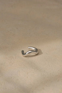 Baiushki / Earcuff Mismo, argent recyclé
