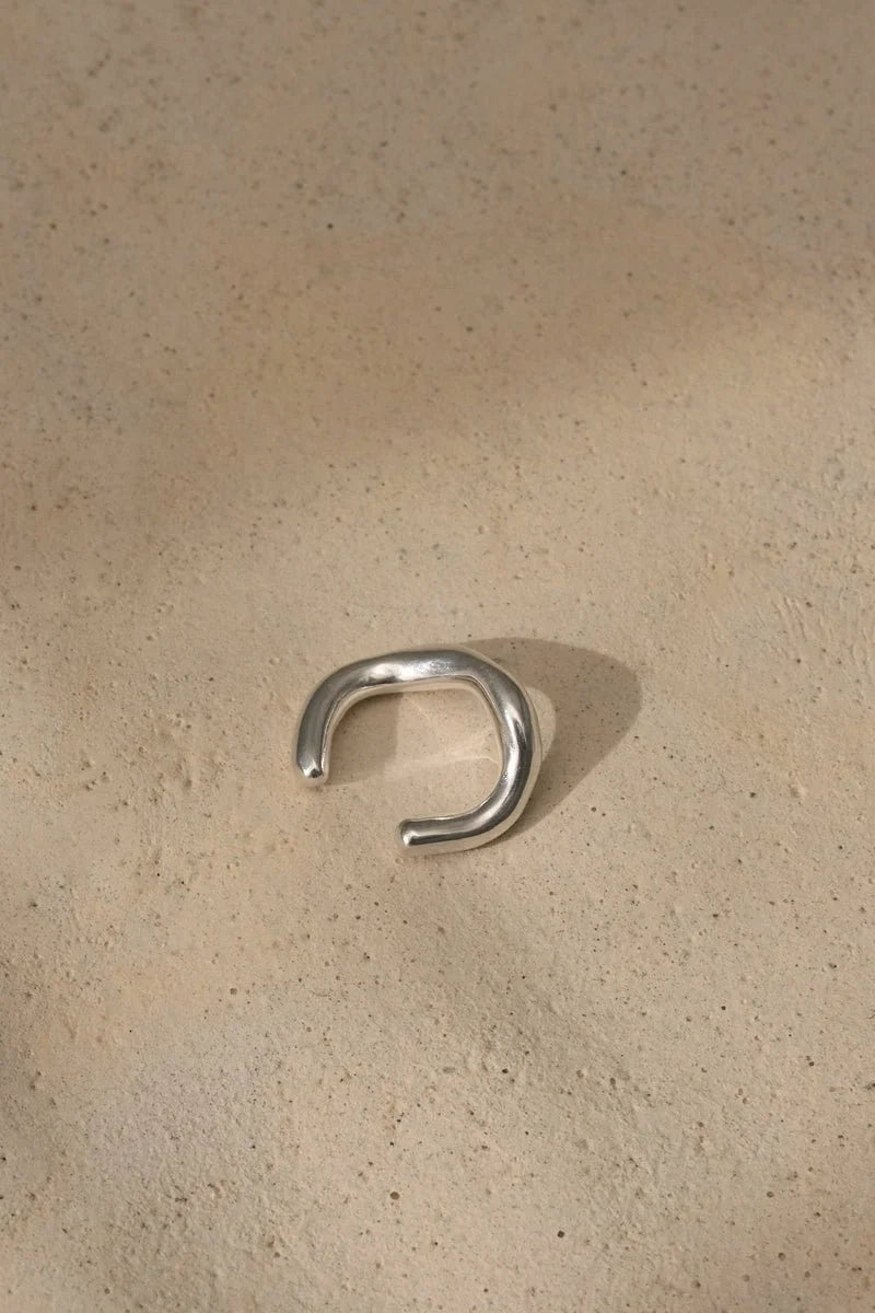 Baiushki / Earcuff Mismo, argent recyclé