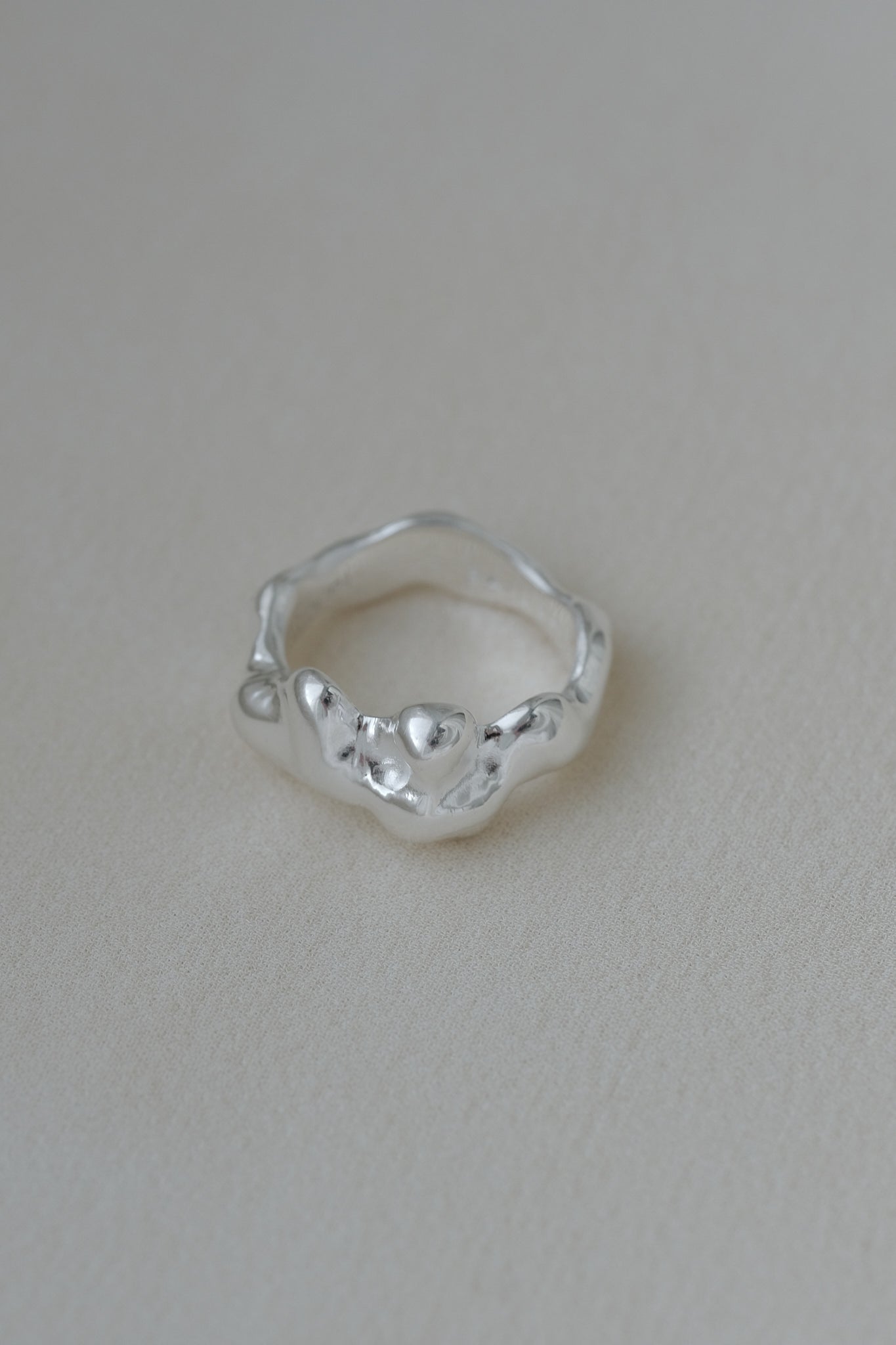 Baiushki / bague BASALT - argent et plaqué or