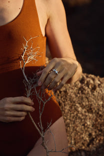 Baiushki / bague BASALT - argent et plaqué or