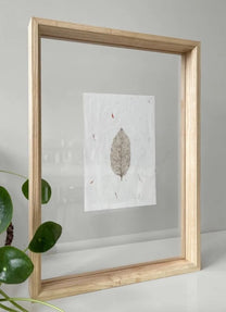 Bienvenue Studios / cadre photo en bois / &quot;Curiosity Cabinet&quot;