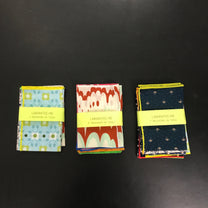 LABO / Lot de mouchoirs en tissu, différents tissus