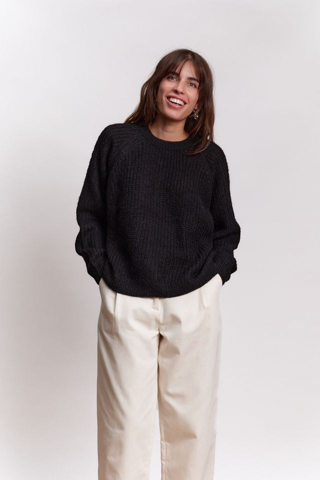 Jungle Folk /  pull VICO - black