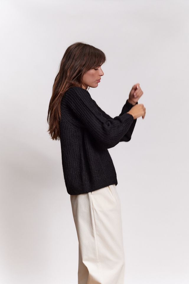 Jungle Folk /  pull VICO - black