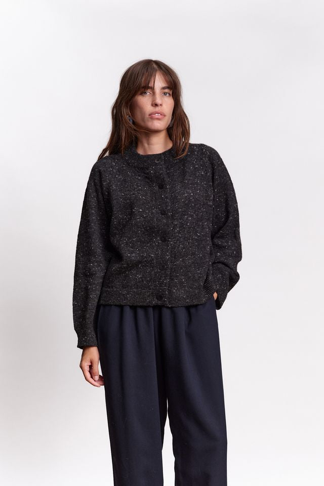Jungle Folk /  Cardigan Andes, Anthracite