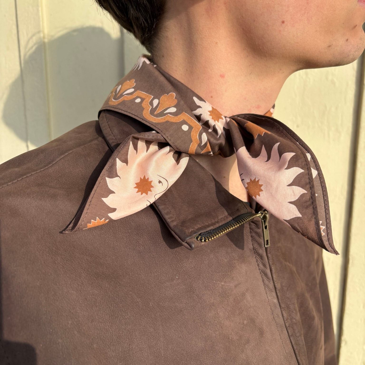 stéphanie bircher / foulard coton imprimé naturellement - brun cachou