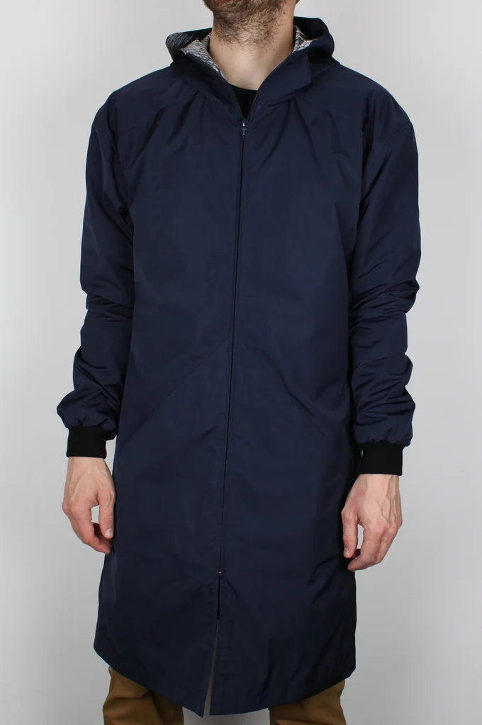 LABORATOIRE / Manteau Peloton, marine