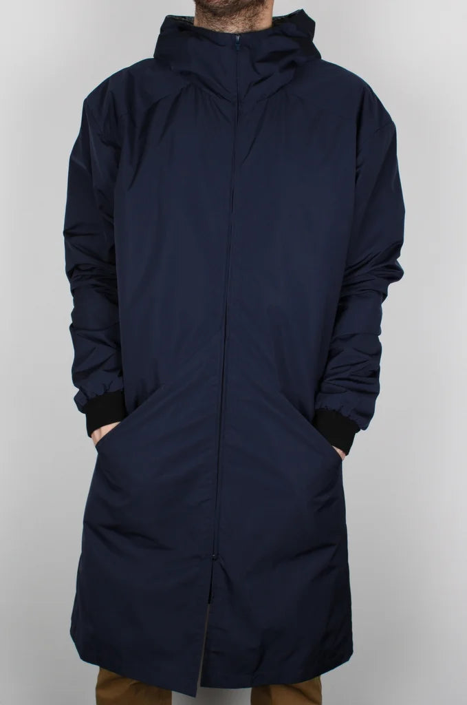 LABORATOIRE / Manteau Peloton, marine