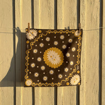 stéphanie bircher / foulard coton imprimé naturellement - rouge et jaune