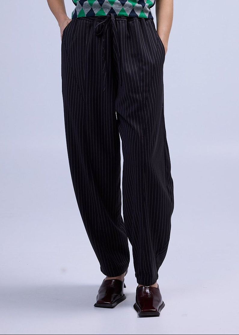 RE/LABO / Pantalon B n° 4 et n° 5 brun foncé fines lignes roses