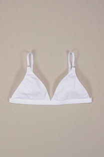 moi-basics / triangle blanc