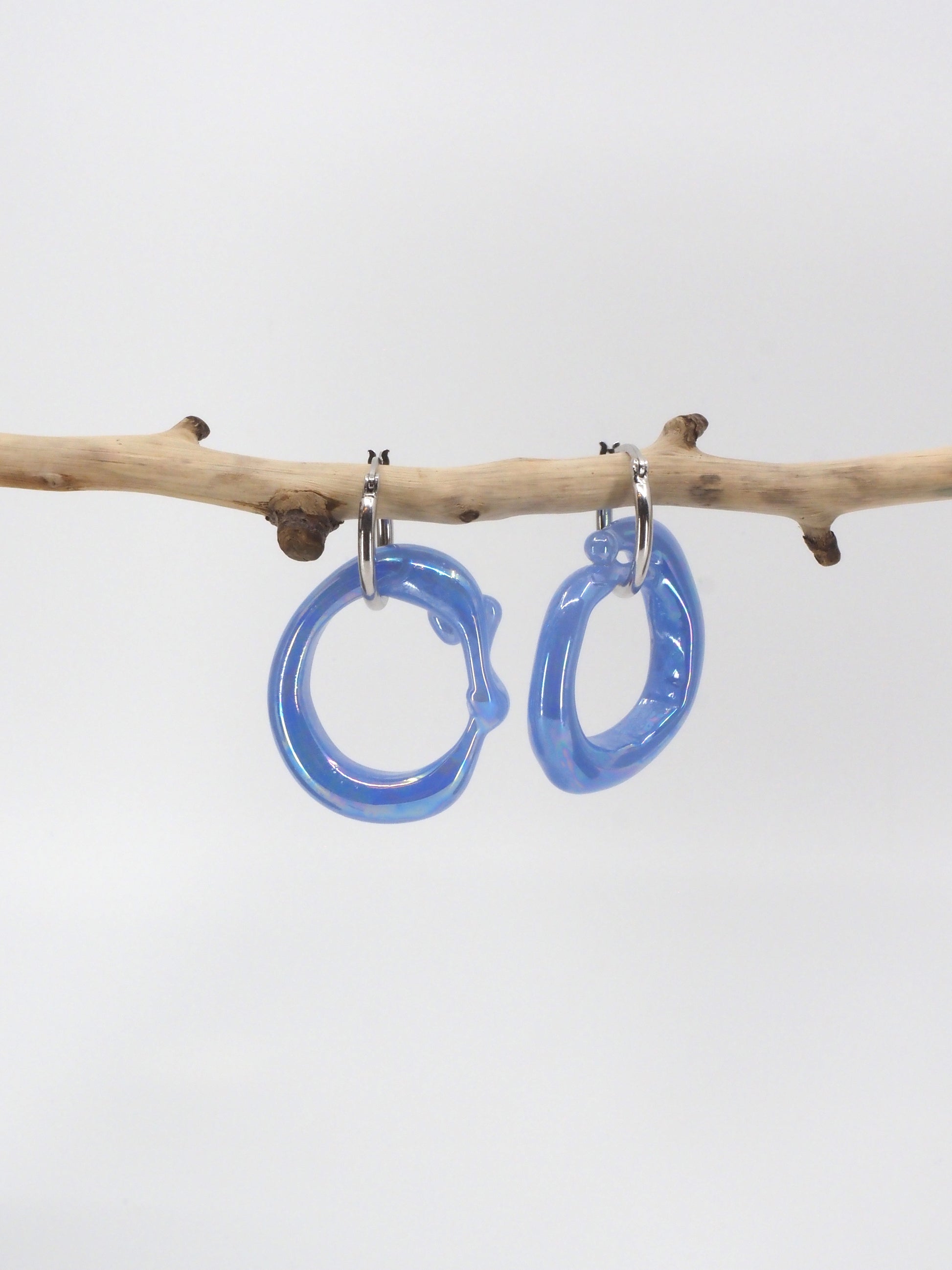 NEUS / BO verre bubble simple - bleu opaque irisé