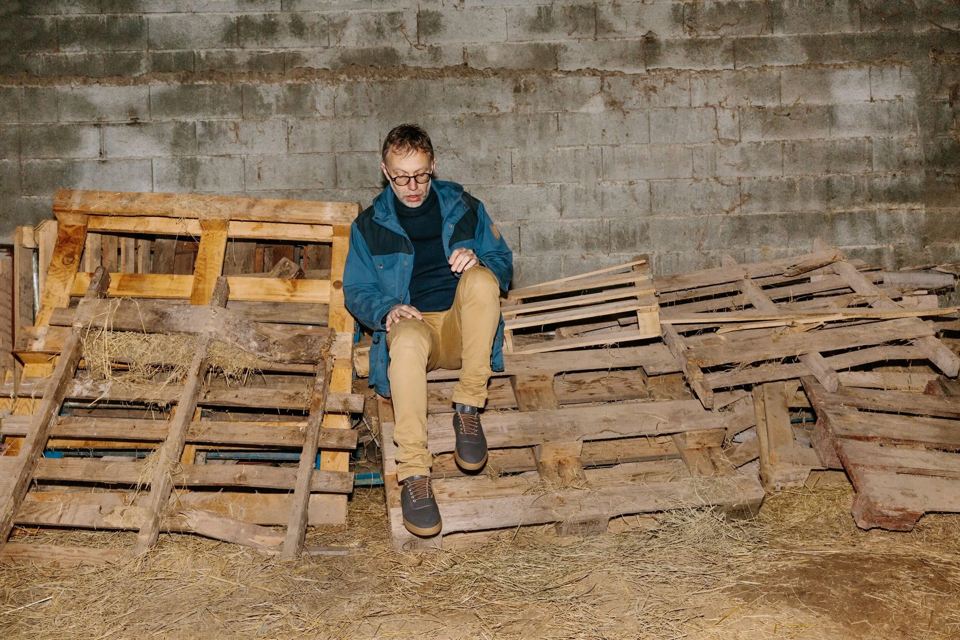 Baabuk / urban wooler / Coal