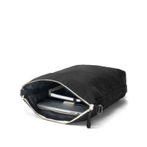 QWSTION / zip pack / noir
