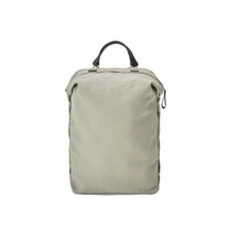 QWSTION / zip pack / limestone
