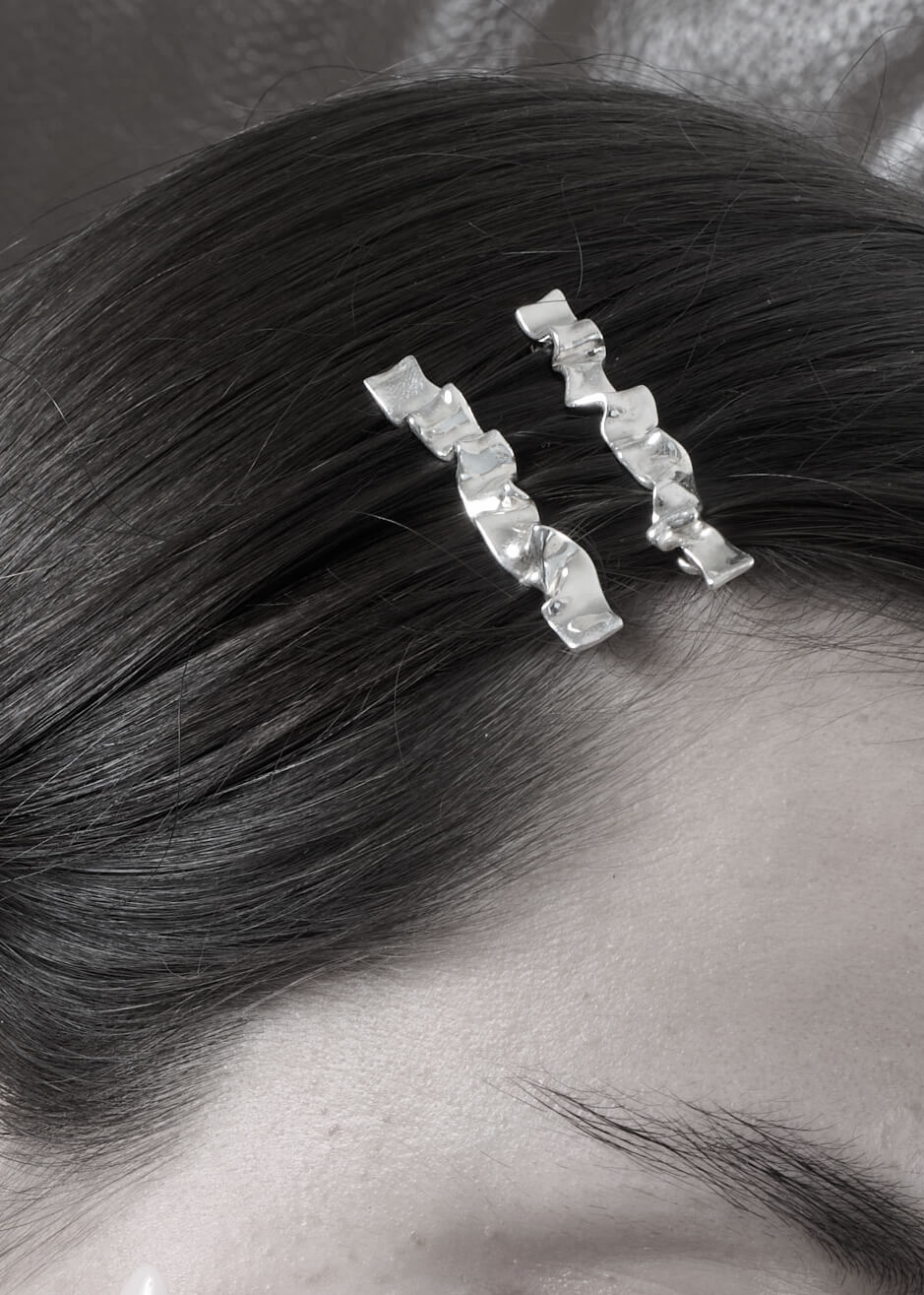 Emilie Gouëzec / VESTIS hair clip - silver