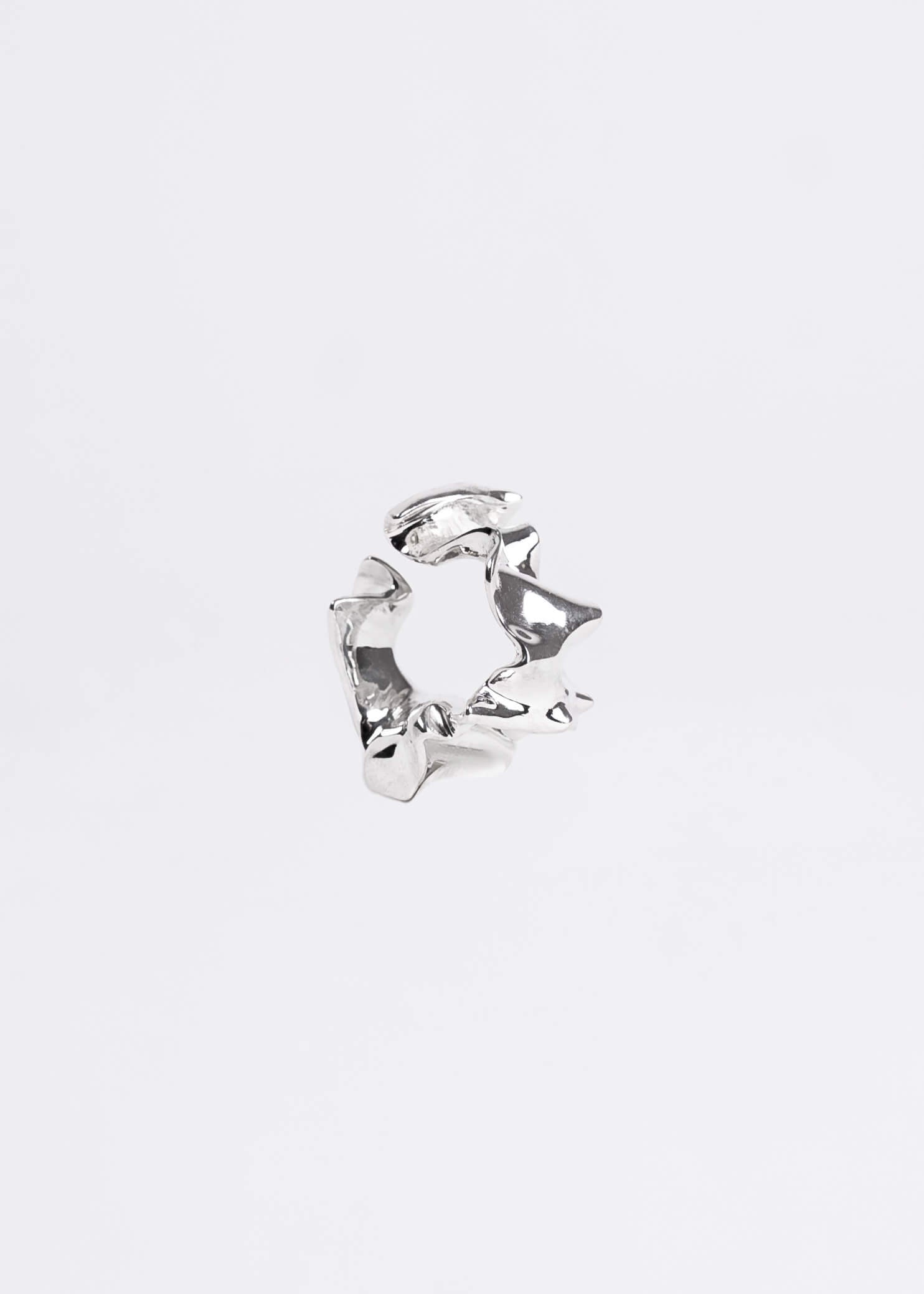Emilie Gouëzec / VESTIS large earcuff - silver