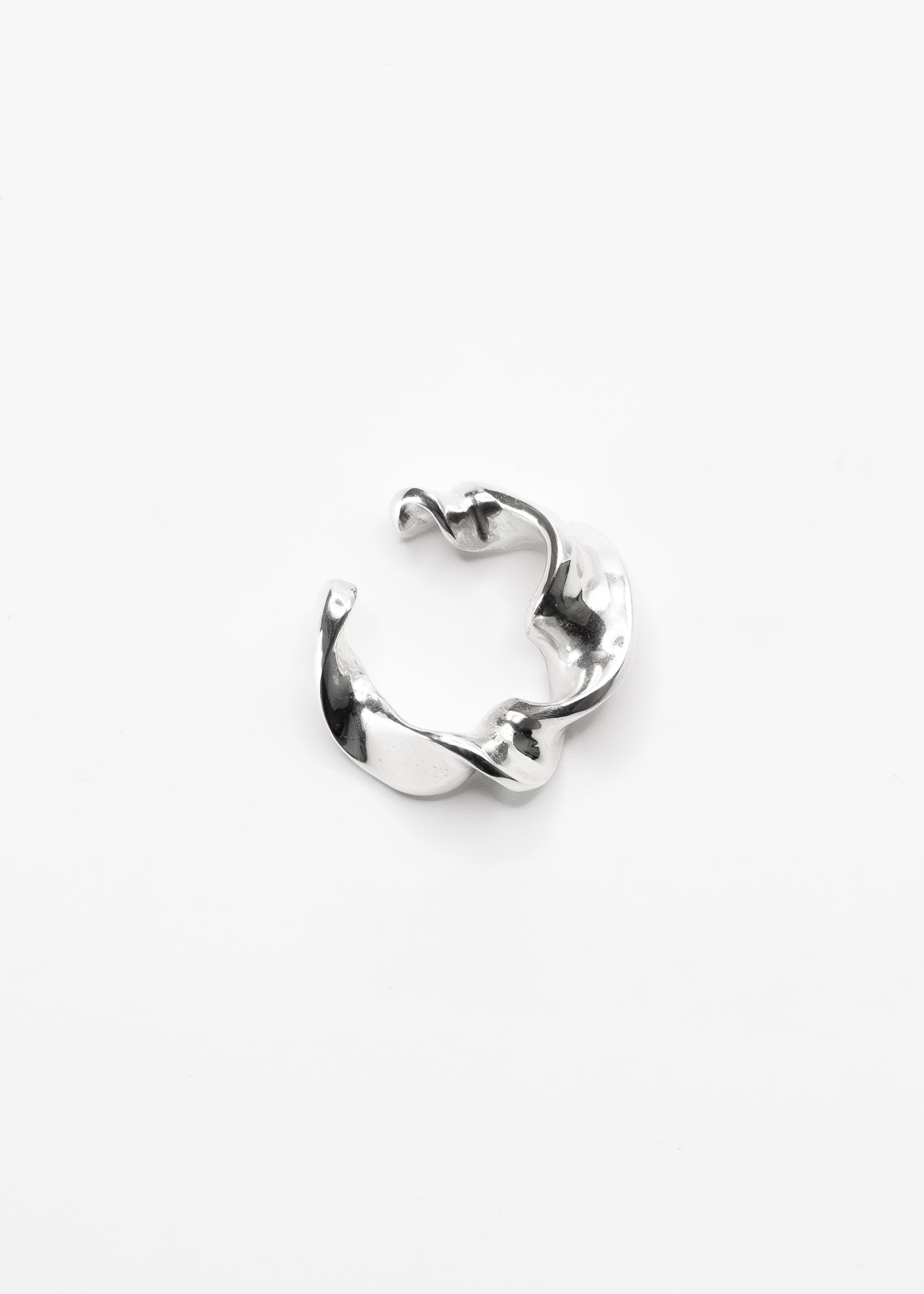 Emilie Gouëzec / VESTIS mini earcuff - silver and gold plated