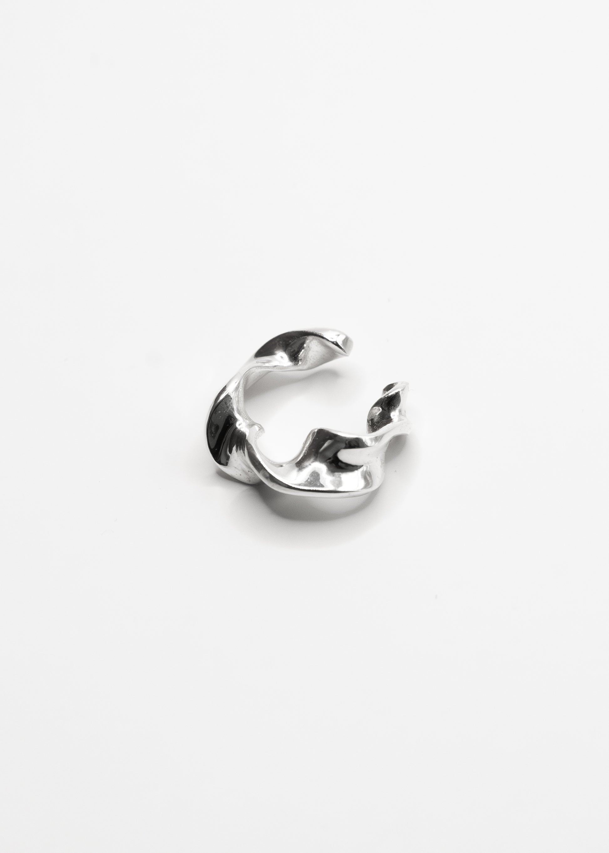 Emilie Gouëzec / earcuff VESTIS mini - argent et plaqué or