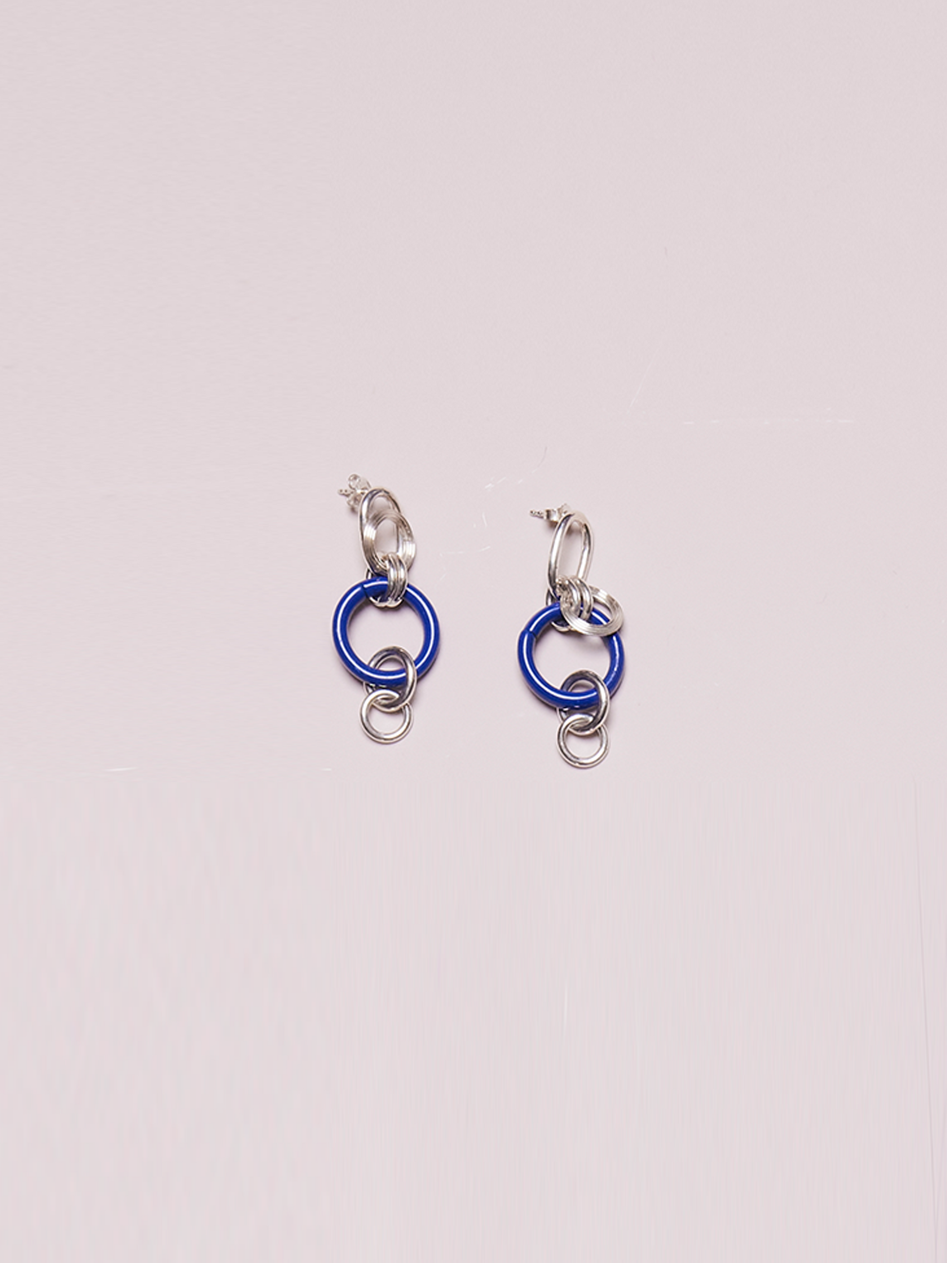 Capucine Jewelry / Boucles d&#39;oreille anneaux: base + 3 anneaux petits + 2 anneaux moyens + 1 tube bleu