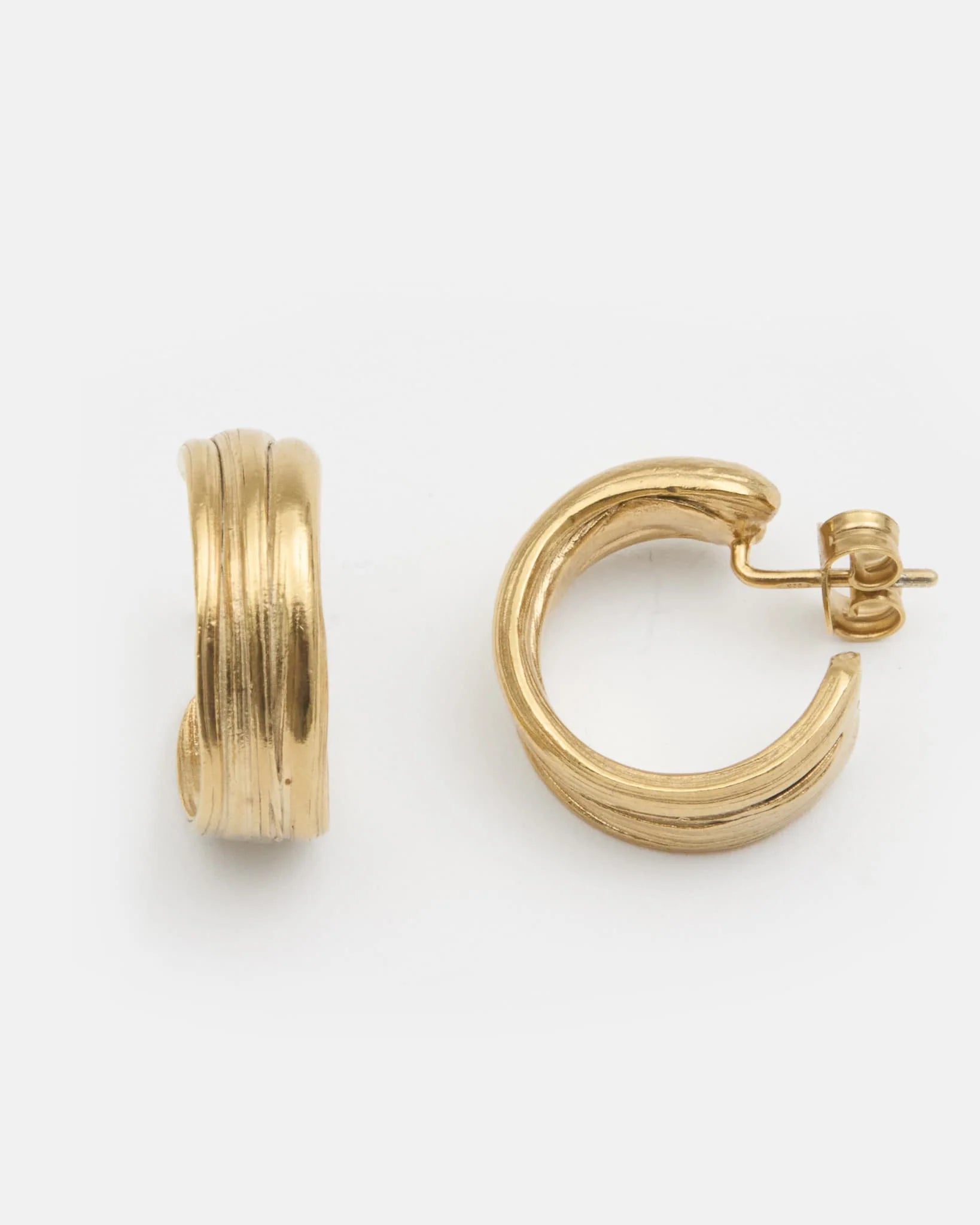 Laura Micheli Jewelry / Boucle d'oreille Layer Hoops - or