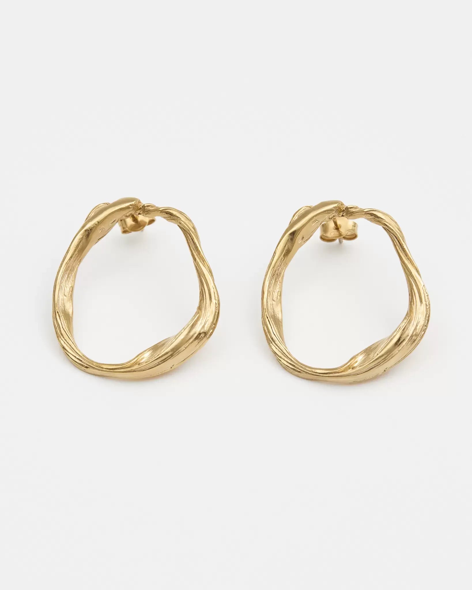 Laura Micheli Jewelry / BO tordadées Curl, Argent plaqué or
