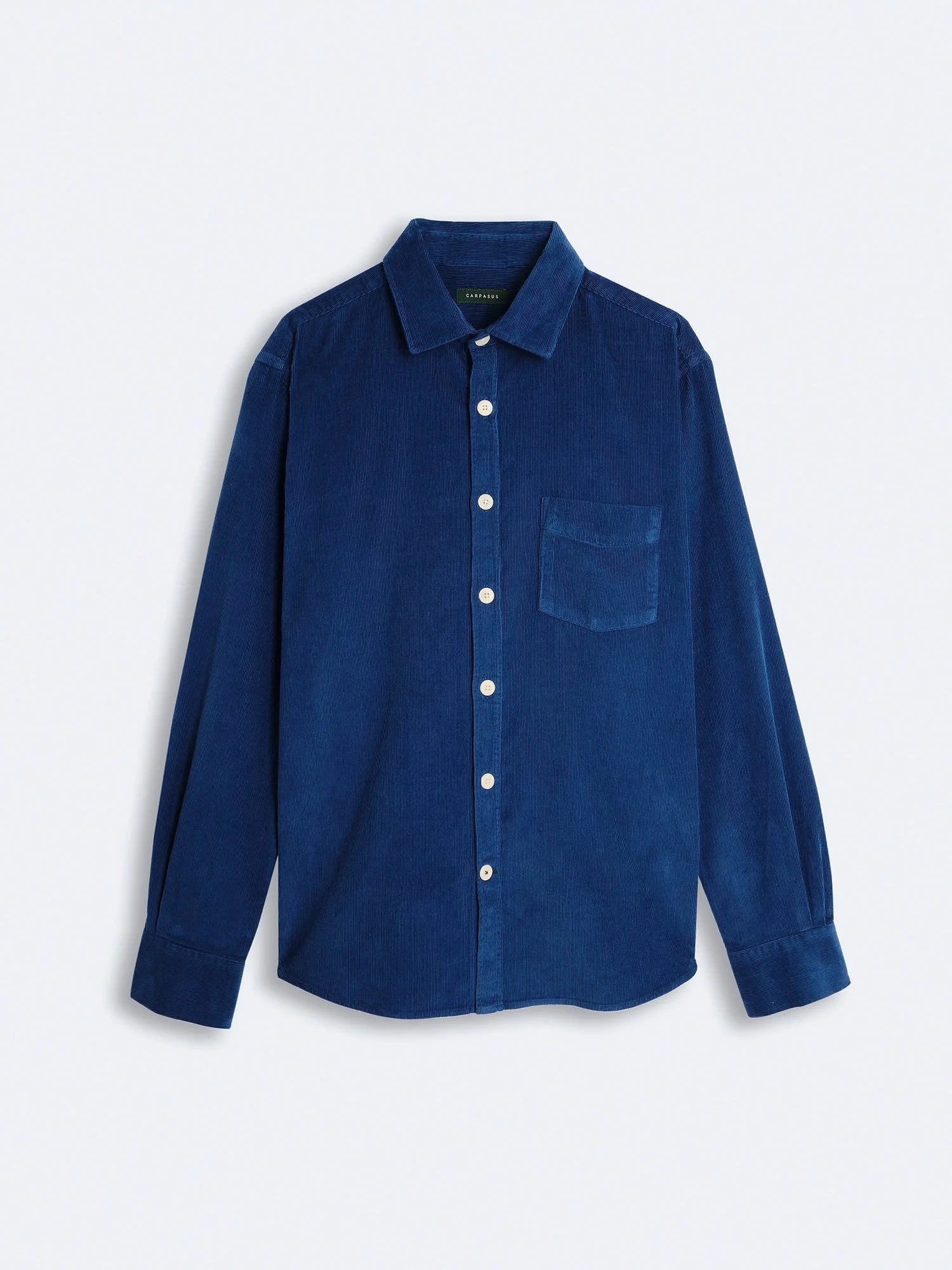 onlineshop-carpasus-nachhaltige-herren-hemden-bio-baumwolle-Cord-Shirt-Via-Saphir-Packhshot-1.2[1].webp