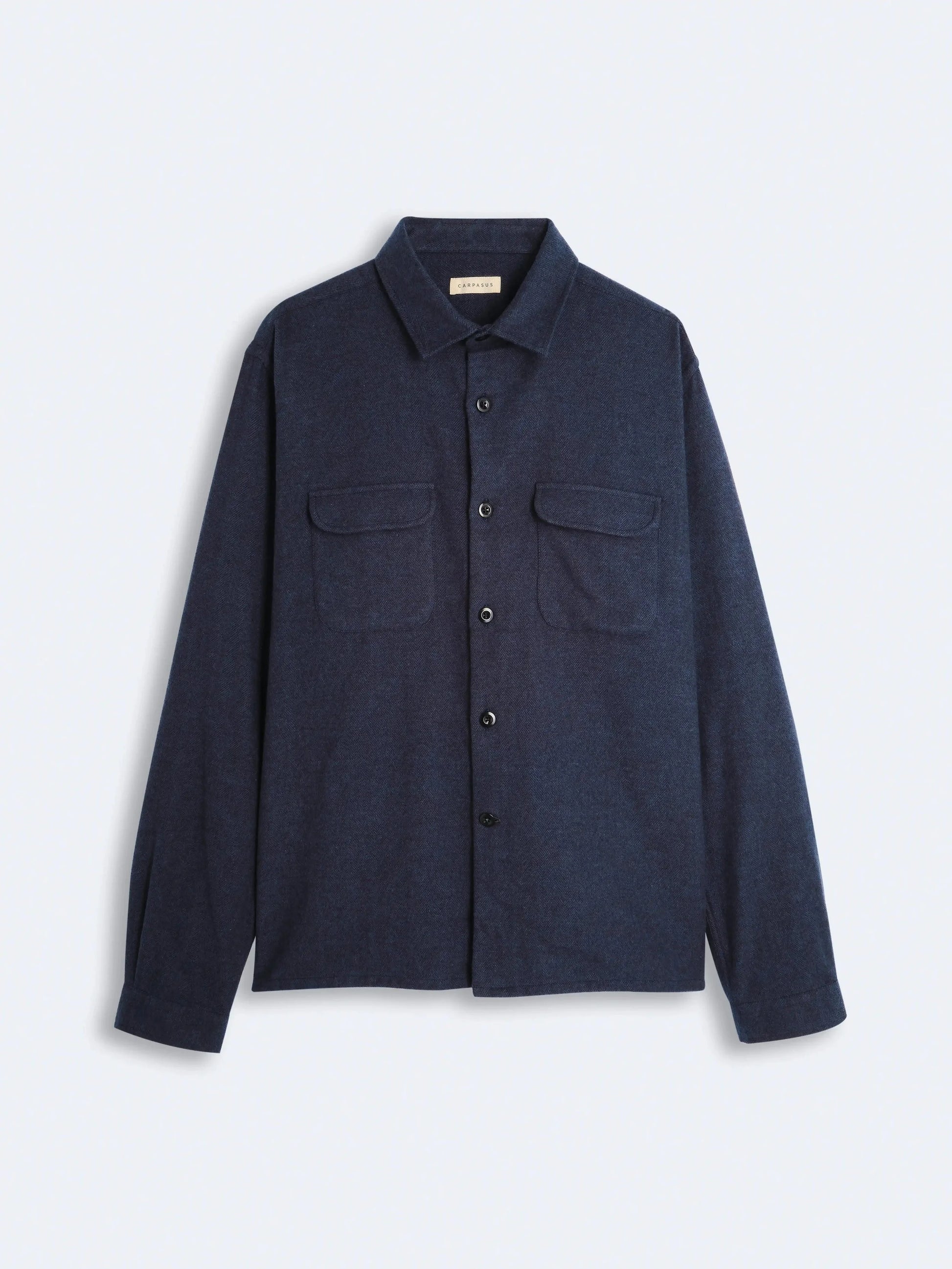 onlineshop-carpasus-nachhaltige-herren-hemden-bio-baumwolle-leinen-schweiz-Flannel-Shirt-Neve-Marine-Packshot-1.2[1].webp