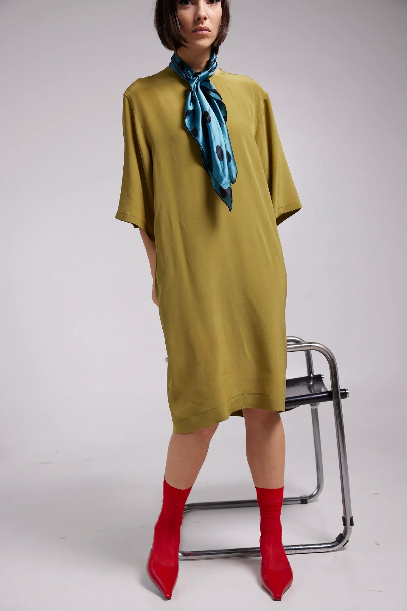 LABORATOIRE / Robe T - soie moutarde