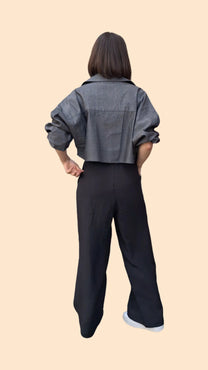 LABORATOIRE / Trench court RE/Sahara, jeans noir pois