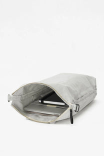 QWSTION / zip pack / noir