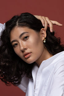 hana kim /  Bold Drop Earcuff